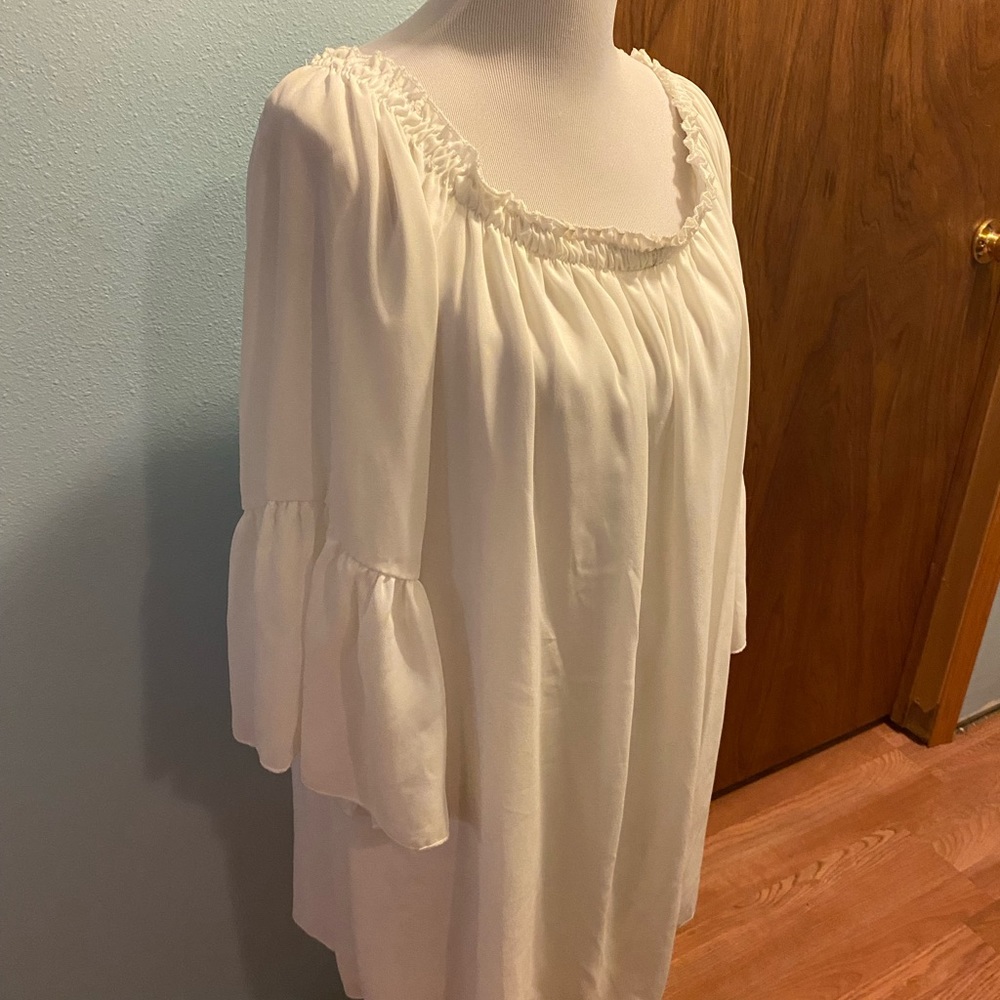 White Zanzea top Size XXL. $15